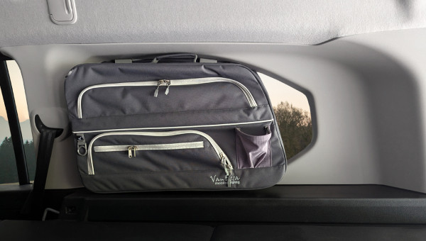 Pannier bag Citroen Berlingo III XL in the car